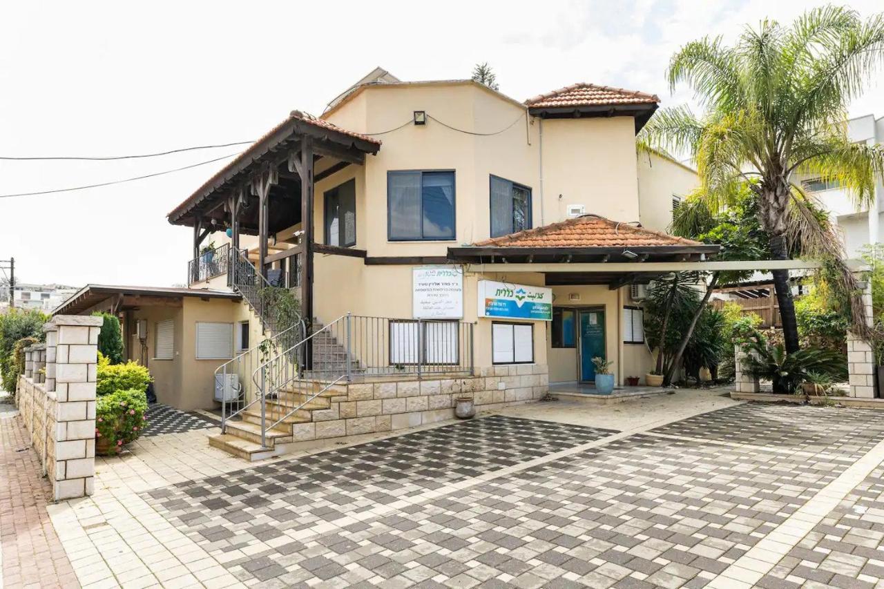 דירות דלית אל כרמל Al-Razi Residency מראה חיצוני תמונה